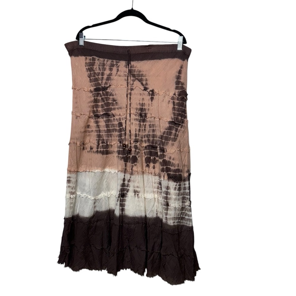 Metrowear Women's medium tie-dye tiered midi skirt in brown & beige boho hippie